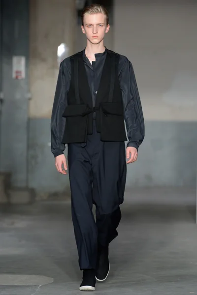 Look 31